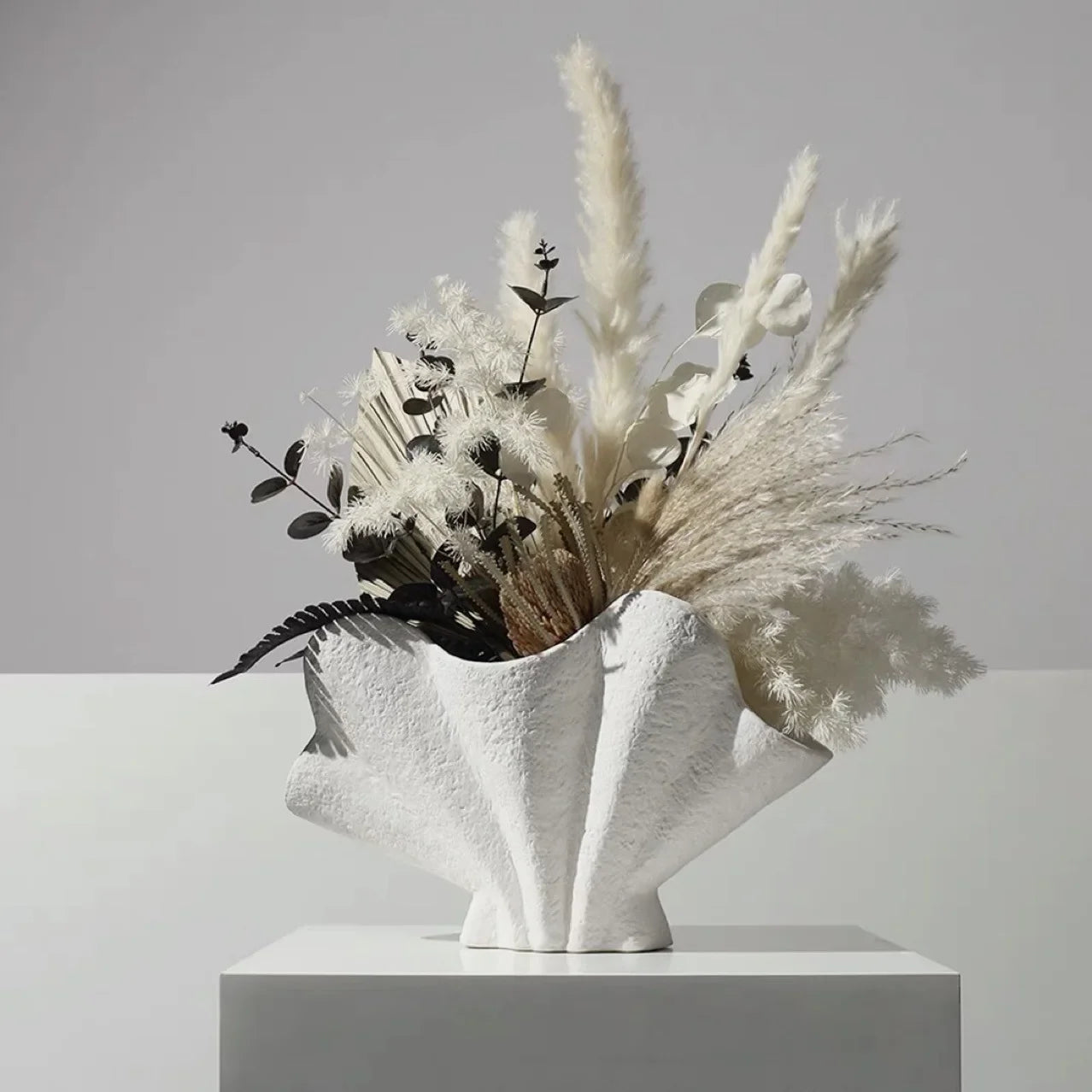 Fan-Shaped Vase