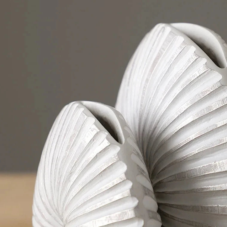 Beautiful Ellipse Vase Detail