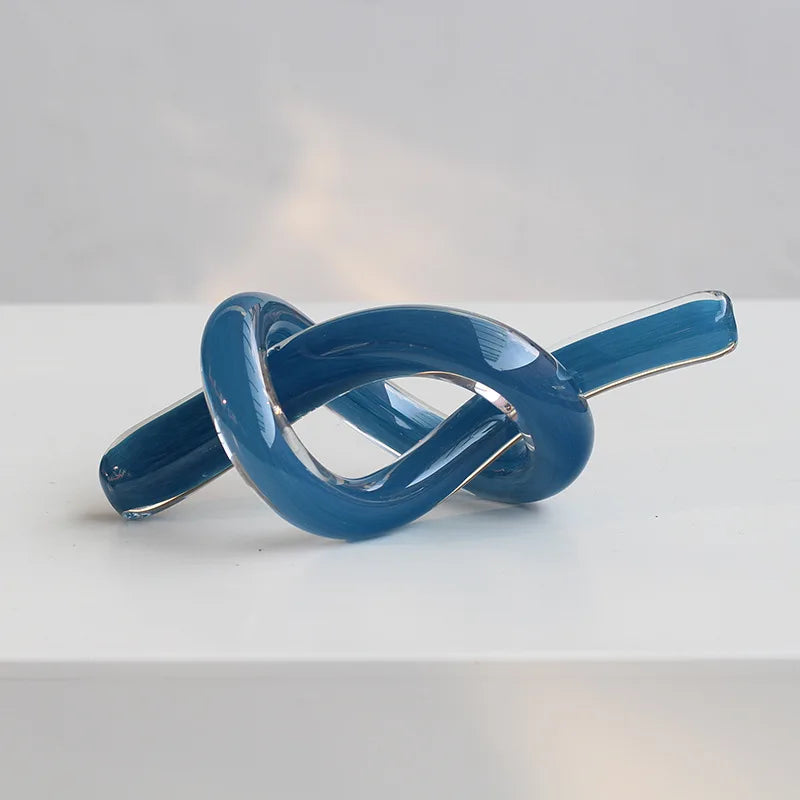 Geometric Knot Decor