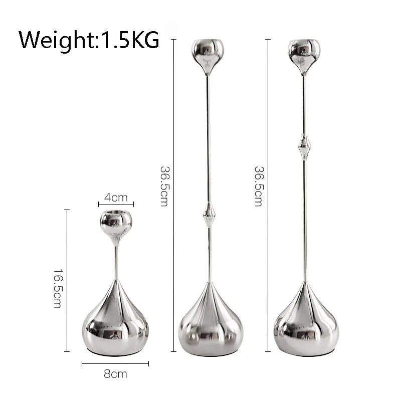 Set Stylish Candlesticks