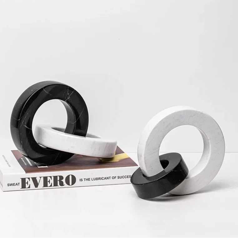 Marble Ring Knot Decor