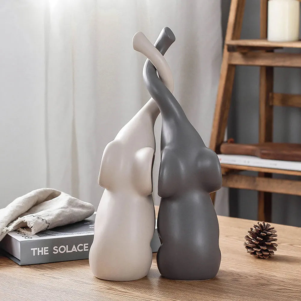 Cute Couple Elephant Decor