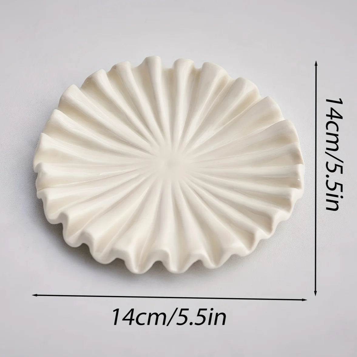 Ruffle Decorative Tray